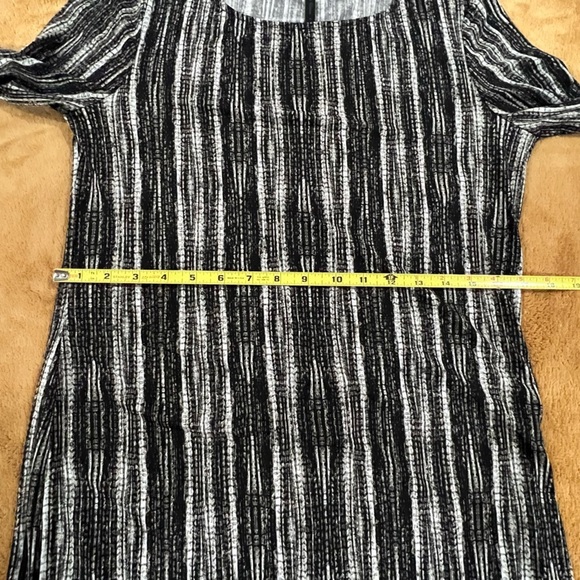 Bcbgmaxazira Black and White Batik Long Sleeve Mini Dress slinky size S - Picture 11 of 14